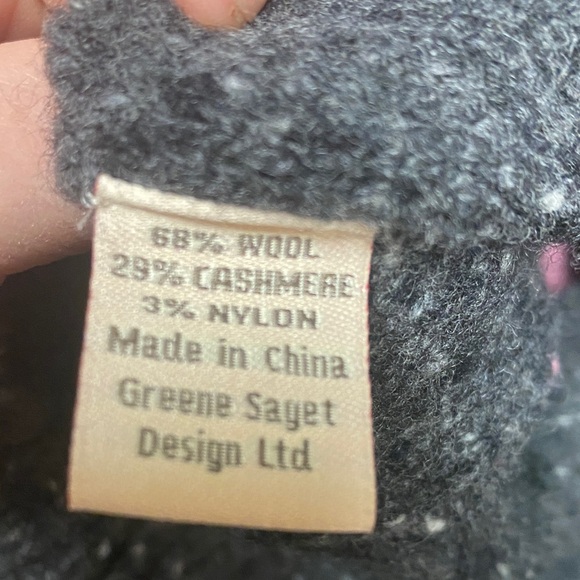 Chic V-Neck Argyle Sweater - Gray, Pink, and Orange - Picture 4 of 4